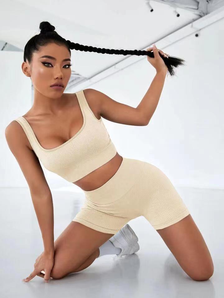 Seamless power fit summer set